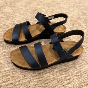 Naot Kayla Black Matte Leather